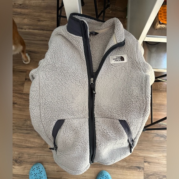 Boys north face jacket - Picture 2 of 4